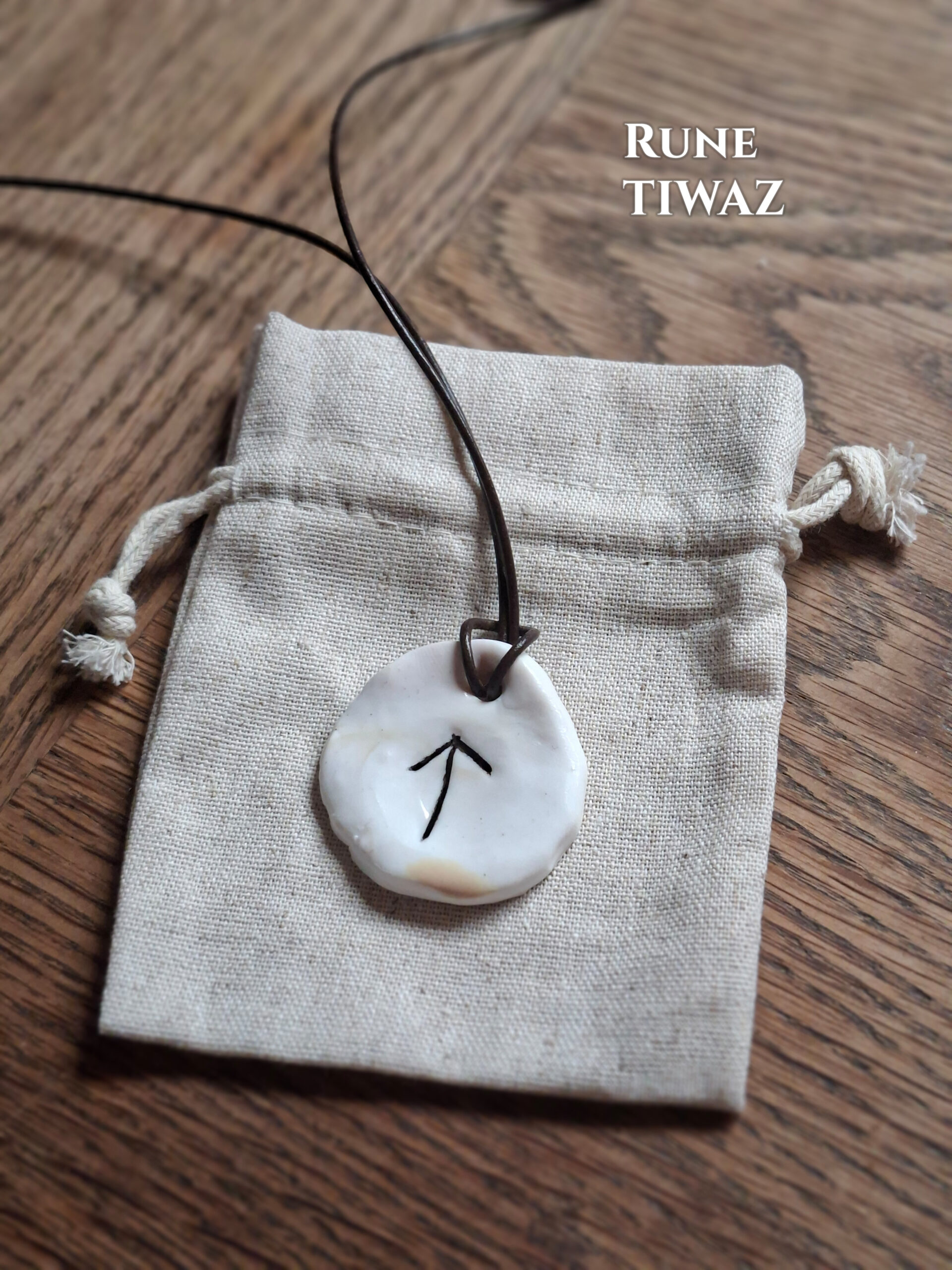 Runen Talisman – Bild 3